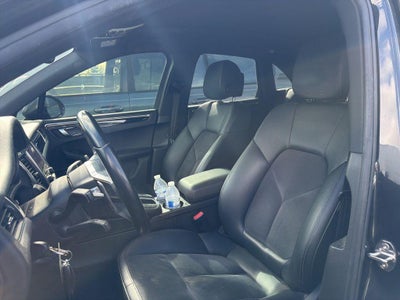 2017 Porsche Macan Base