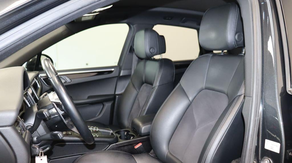 2017 Porsche Macan Base