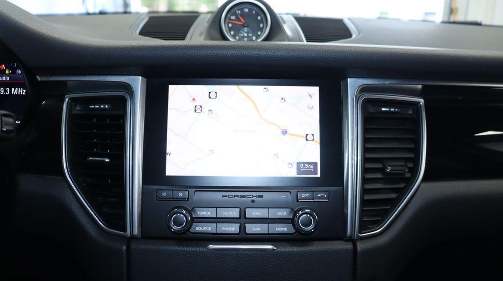 2017 Porsche Macan Base