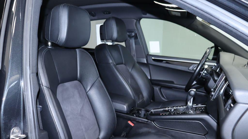 2017 Porsche Macan Base