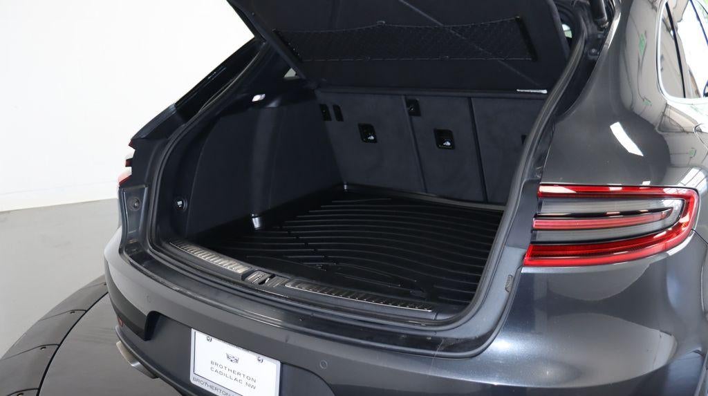 2017 Porsche Macan Base