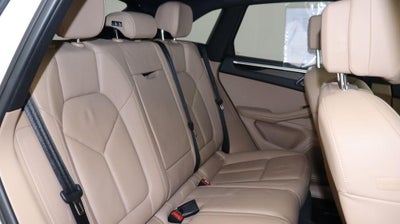 2019 Porsche Macan Base