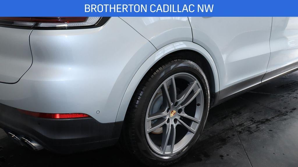 2024 Porsche Cayenne Base