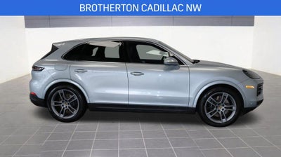 2024 Porsche Cayenne Base