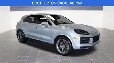 2024 Porsche Cayenne Base