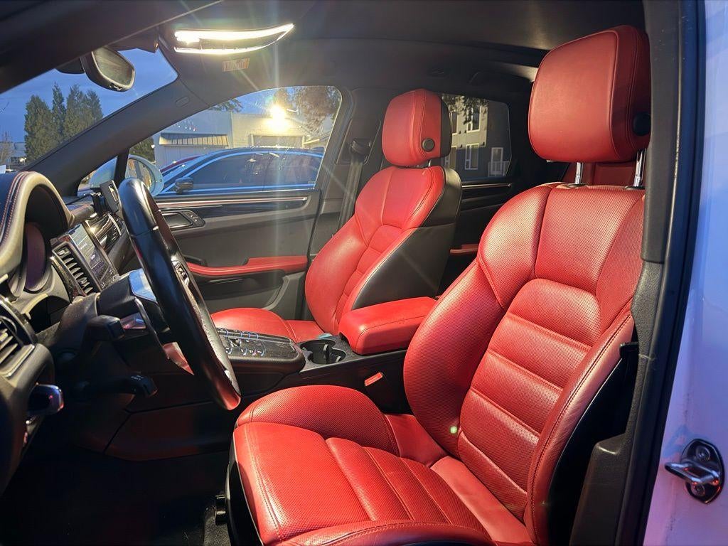 2018 Porsche Macan S