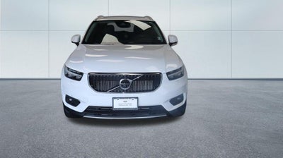 2019 Volvo XC40 Momentum