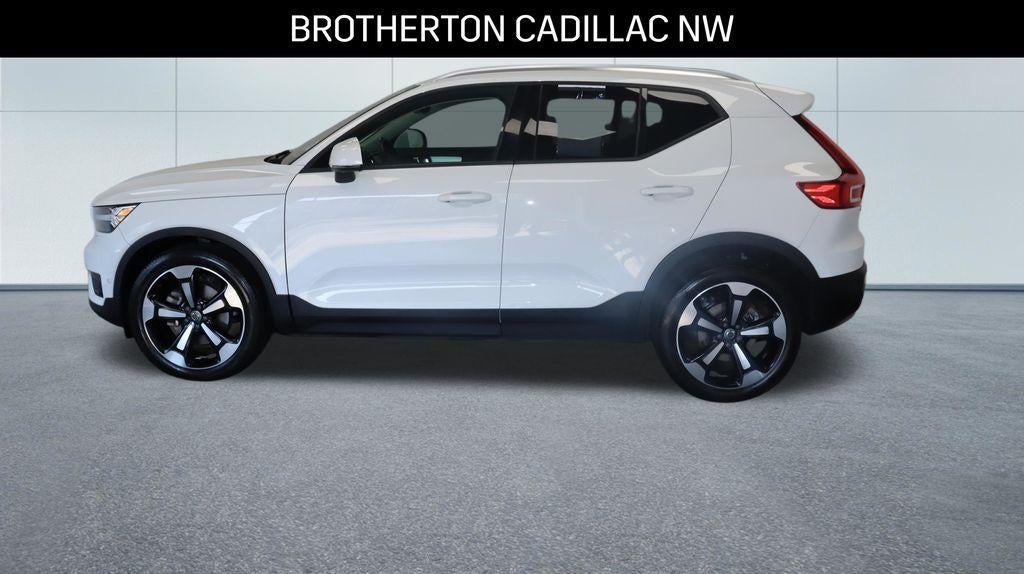 2019 Volvo XC40 Momentum