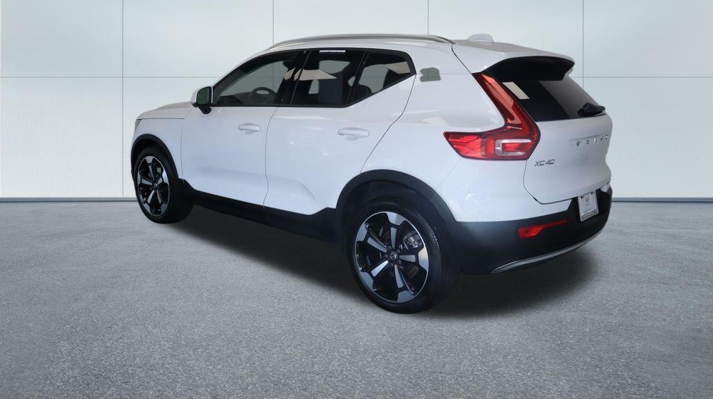 2019 Volvo XC40 Momentum