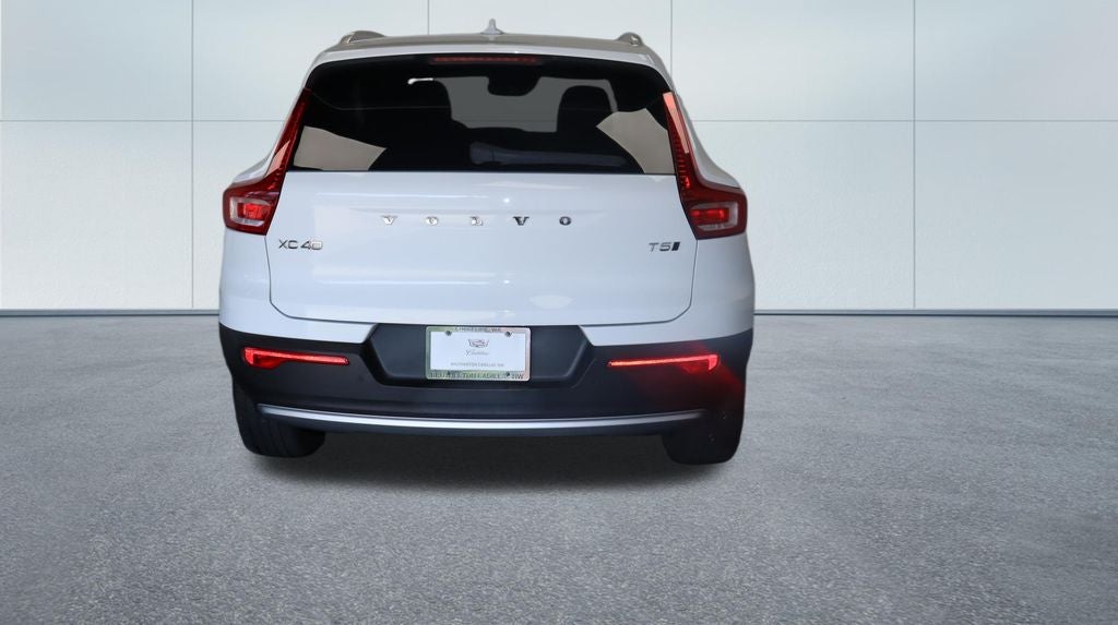 2019 Volvo XC40 Momentum