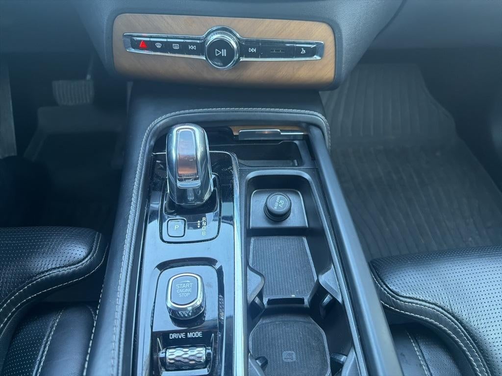 2018 Volvo XC90 T8 Inscription