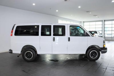 2013 Chevrolet Express Passenger 2500 LT
