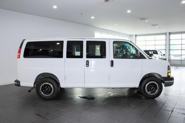 2013 Chevrolet Express Passenger 2500 LT