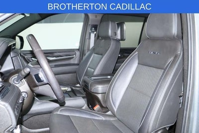 2021 GMC Yukon XL Base