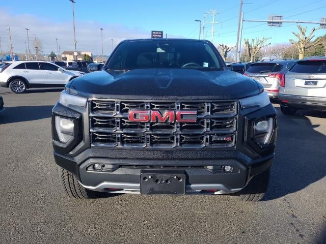 2025 GMC Canyon 4WD AT4