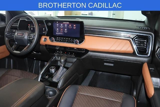 2024 GMC Canyon 4WD AT4