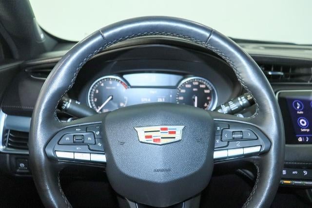 2023 Cadillac XT4 AWD Premium Luxury