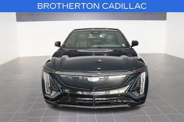 2024 Cadillac LYRIQ Sport 2