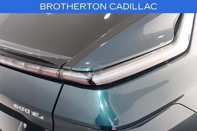2024 Cadillac LYRIQ Sport 2