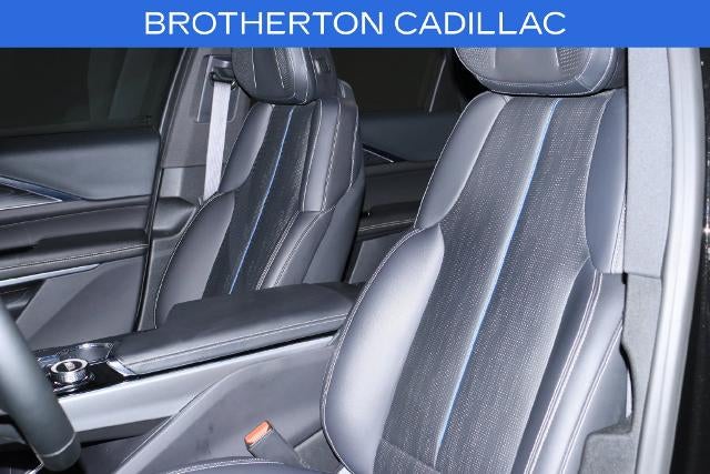 2025 Cadillac LYRIQ Sport