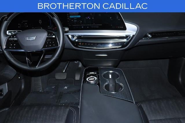 2025 Cadillac LYRIQ Sport