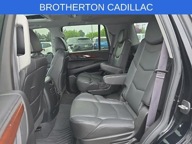 2016 Cadillac Escalade Luxury Collection