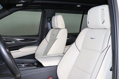 2022 Cadillac Escalade Sport