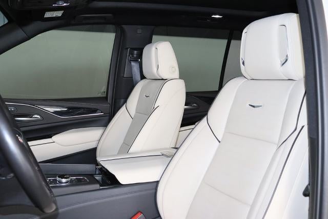 2022 Cadillac Escalade Sport