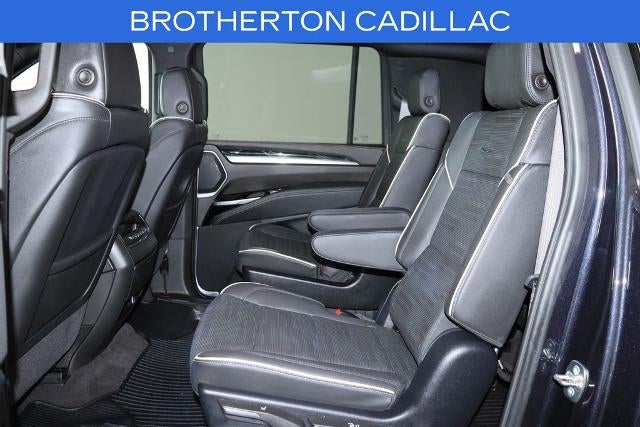 2025 Cadillac Escalade ESV 4WD Sport