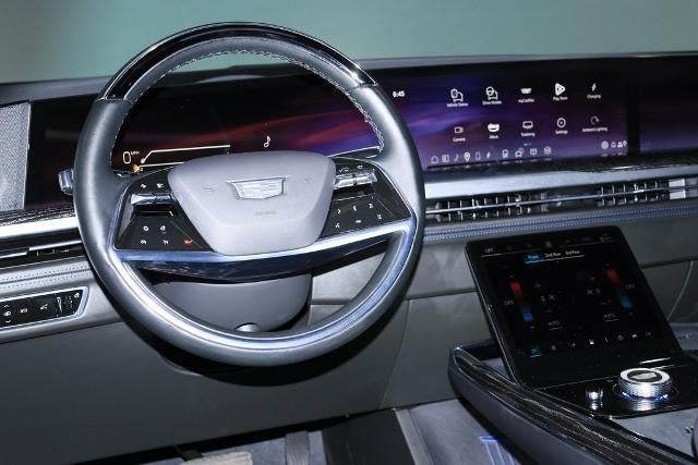 2025 Cadillac ESCALADE IQ Sport 1