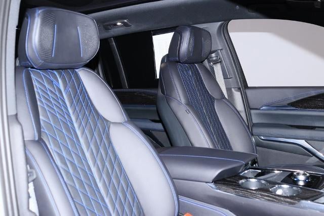 2025 Cadillac ESCALADE IQ Sport 1