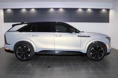 2025 Cadillac ESCALADE IQ Sport 1