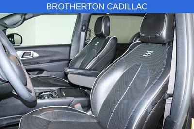 2023 Chrysler Pacifica Hybrid Limited