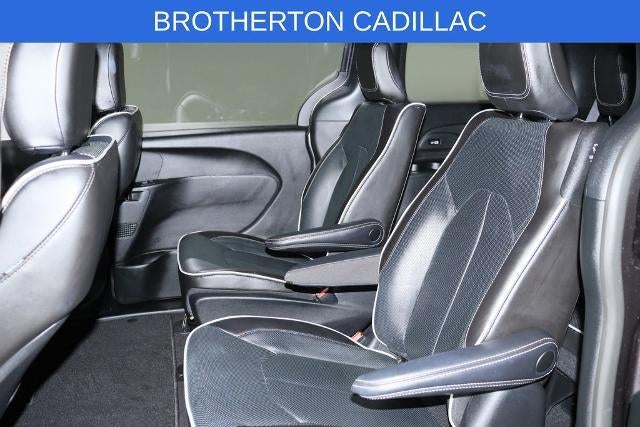 2023 Chrysler Pacifica Hybrid Limited