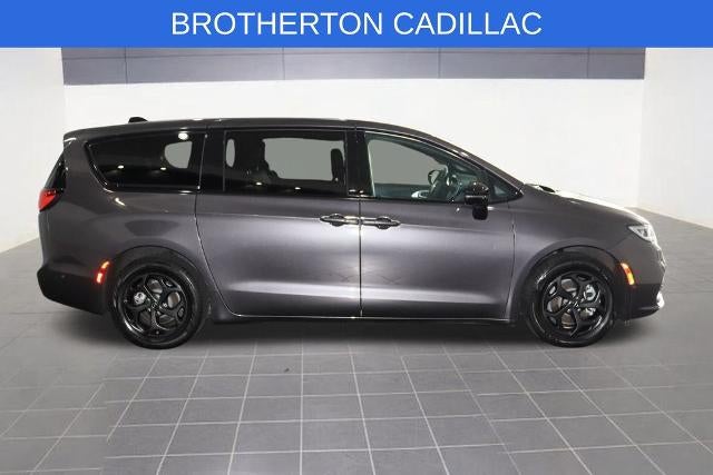 2023 Chrysler Pacifica Hybrid Limited