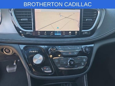 2023 Chrysler Pacifica Hybrid Limited