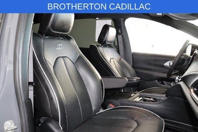 2023 Chrysler Pacifica Hybrid Limited