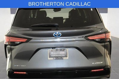 2025 Toyota Sienna Platinum