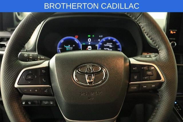 2025 Toyota Sienna Platinum