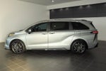 2025 Toyota Sienna Platinum