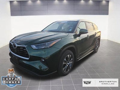 2025 Toyota Highlander Hybrid XLE