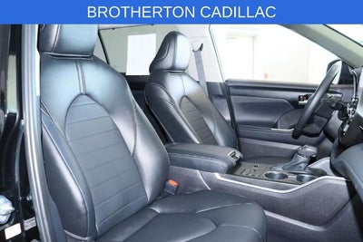 2025 Toyota Highlander Base