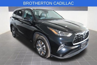 2025 Toyota Highlander Hybrid XLE