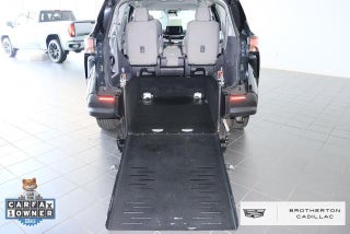 2022 Toyota Sienna LE