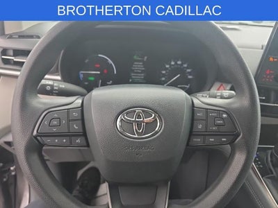 2024 Toyota Sienna LE