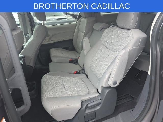 2024 Toyota Sienna LE