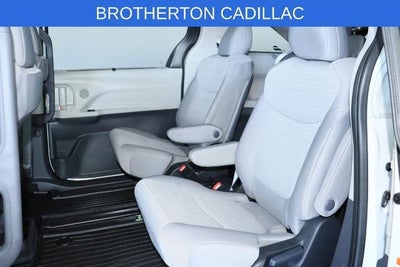 2024 Toyota Sienna LE