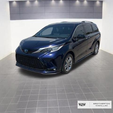 2022 Toyota Sienna XSE