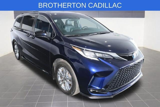 2022 Toyota Sienna XSE