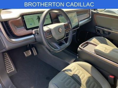 2023 RIVIAN R1S Adventure